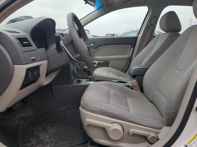 Ford Fusion S Image 6