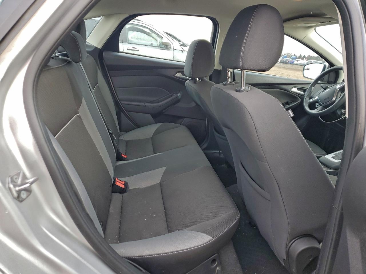 Ford Focus Se Image 7