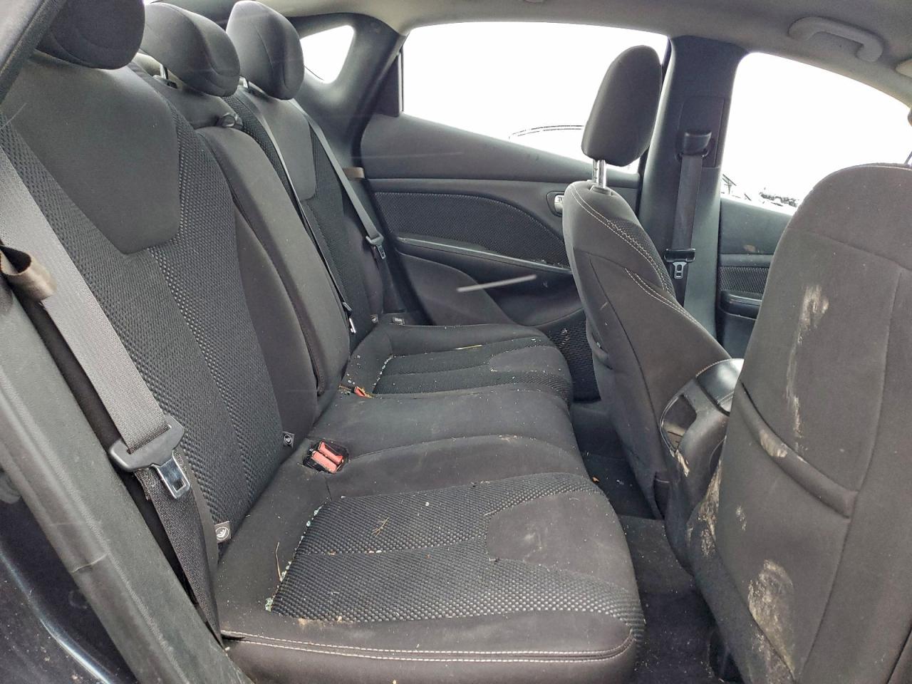 Dodge Dart Sxt Image 3