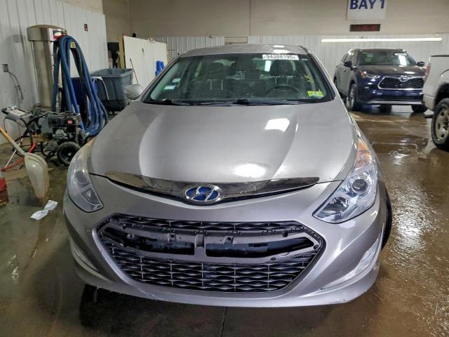 Hyundai SONATA Hybrid Image 9