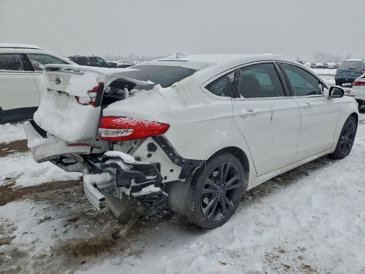 Ford Fusion Titanium Image 9