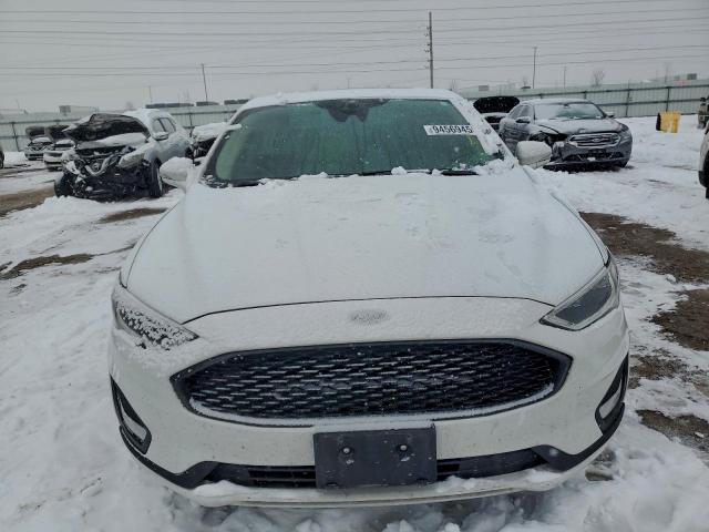 Ford Fusion Titanium Image 10