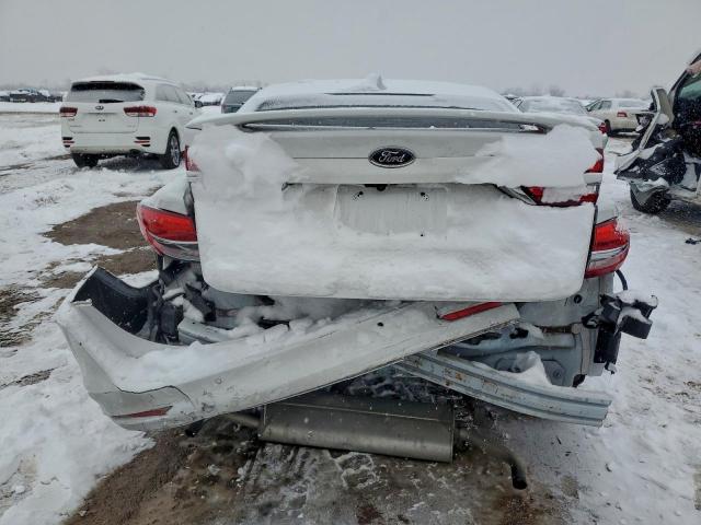 Ford Fusion Titanium Image 3