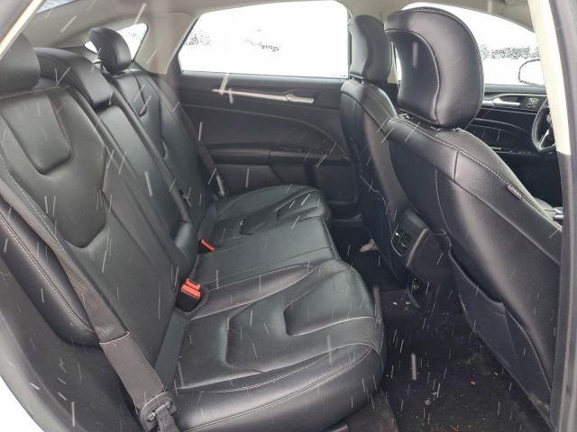 Ford Fusion Titanium Image 12