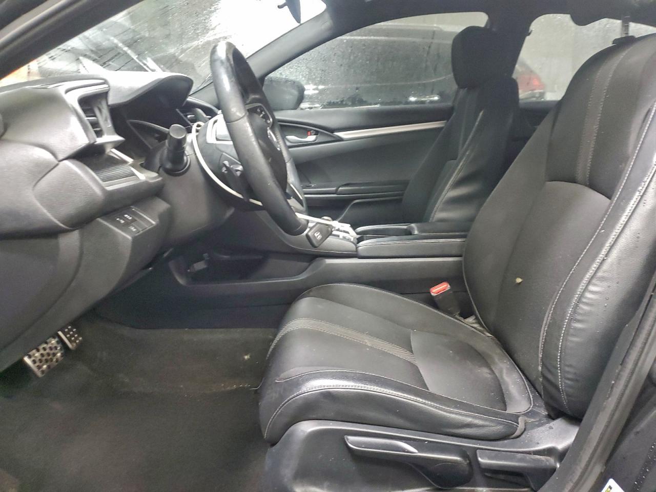 Honda Civic Sport Image 13