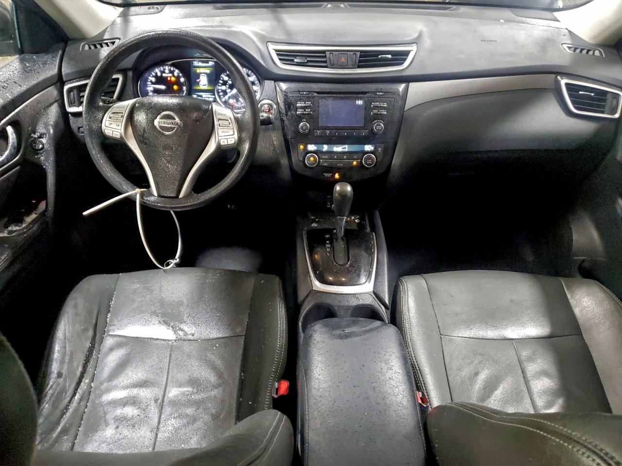 Nissan Rogue S Image 6