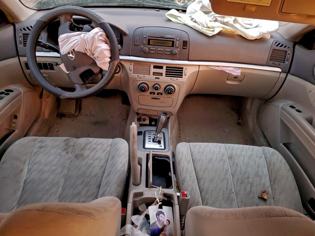 Hyundai SONATA Gl Image 13