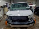 GMC Savana G3500 Image 4