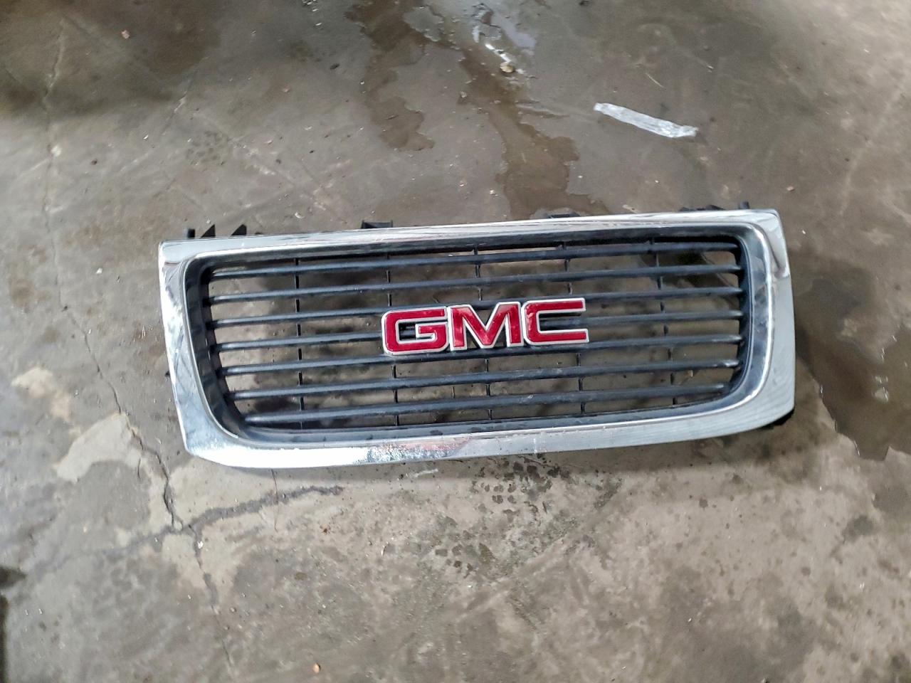 GMC Savana G3500 Image 9