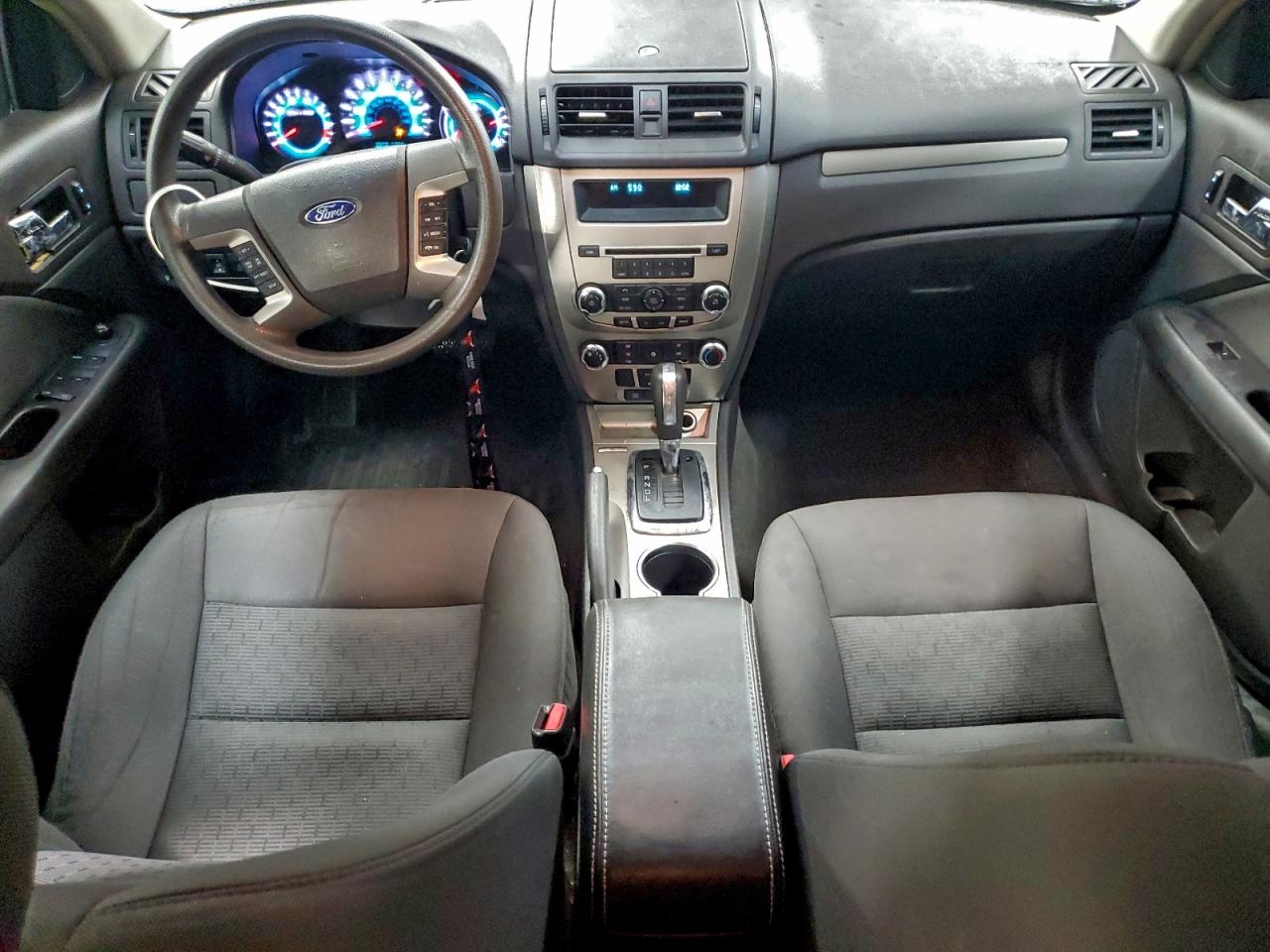 Ford Fusion Se Image 10