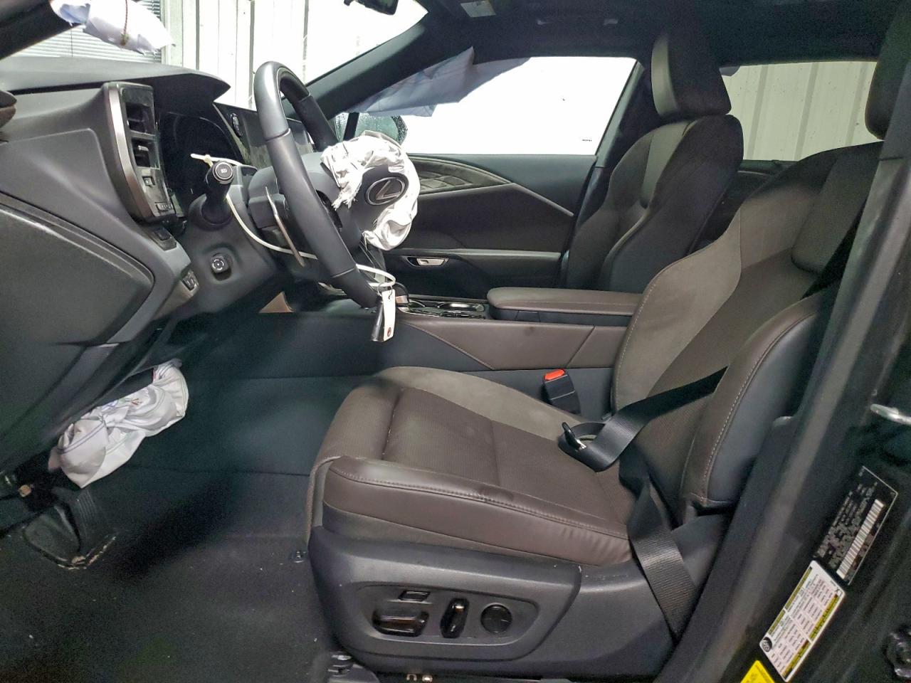 Lexus RX 350h Base Image 11