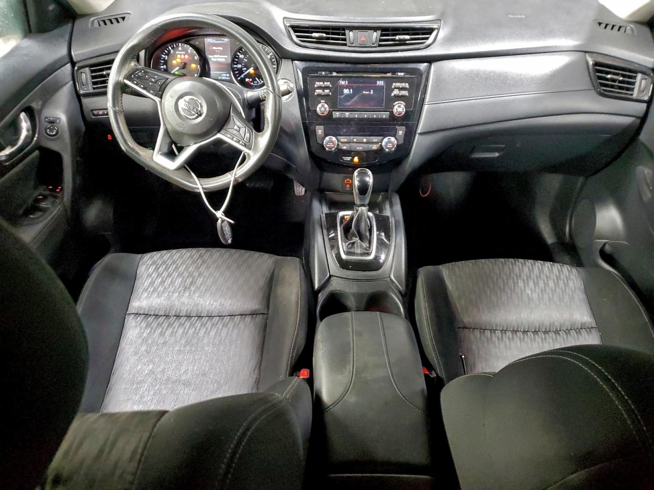 Nissan Rogue S Image 8