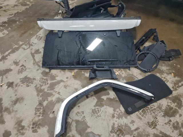 Jeep Wrangler Sahara Image 5