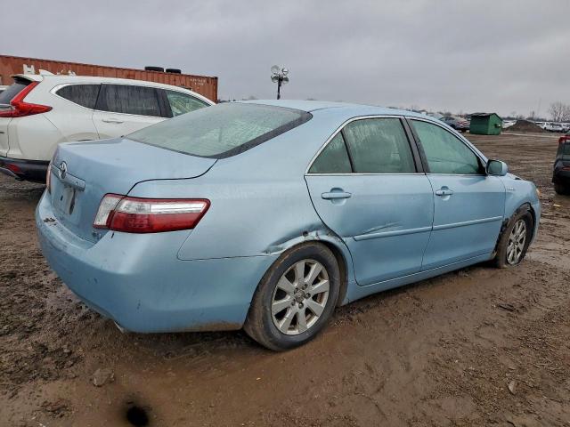 Toyota Camry Hybrid Image 2