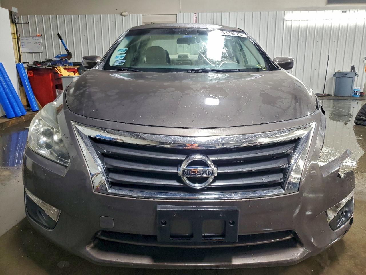Nissan Altima 3.5s Image 9