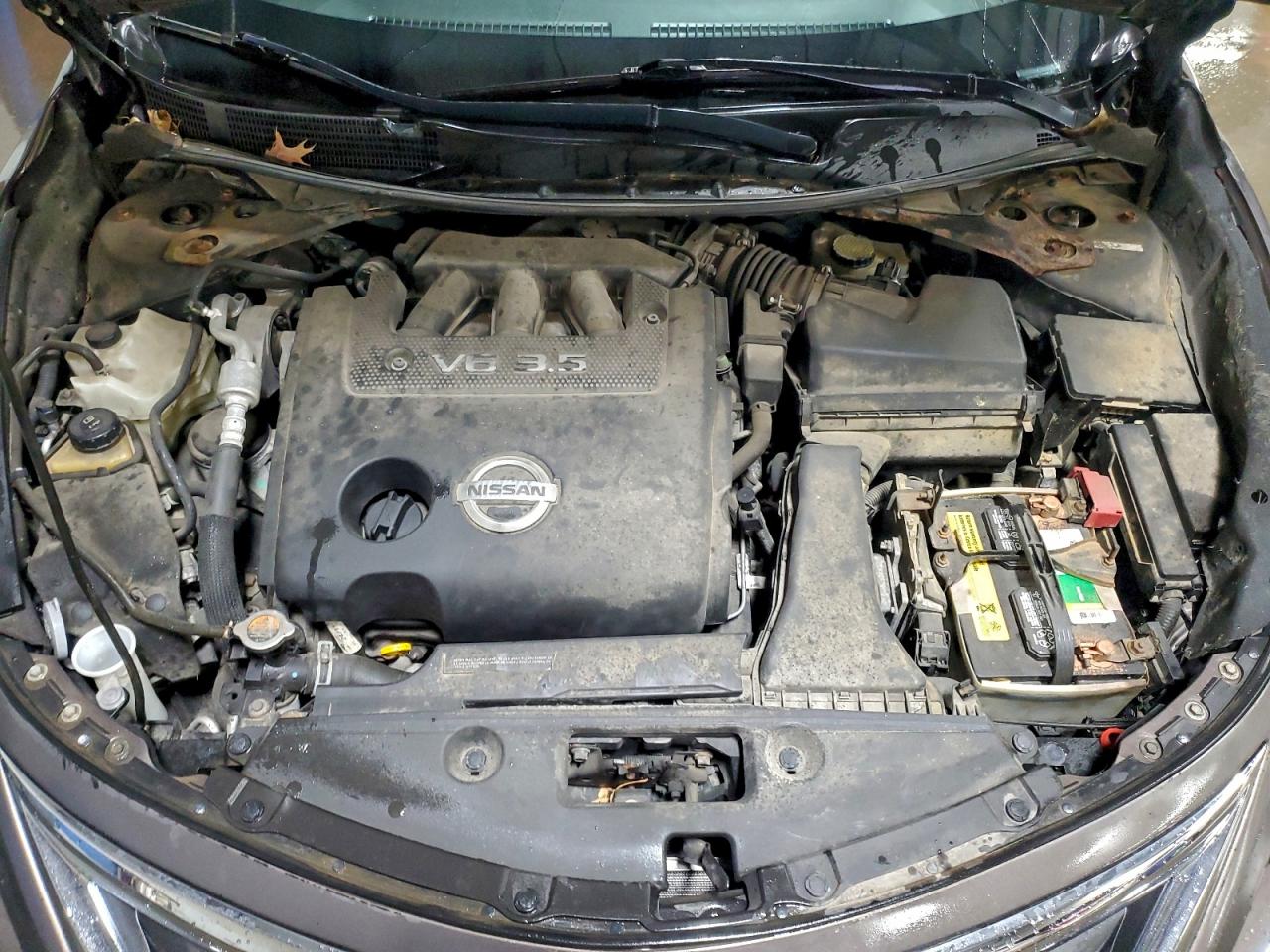 Nissan Altima 3.5s Image 7