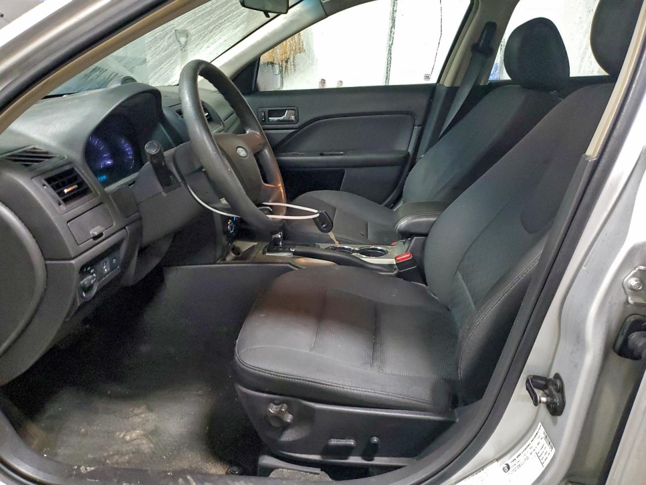 Ford Fusion Se Image 8