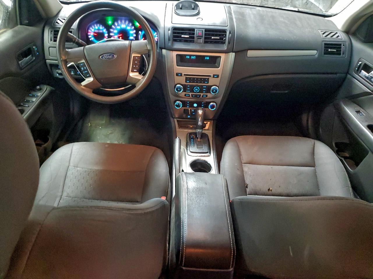 Ford Fusion Se Image 9