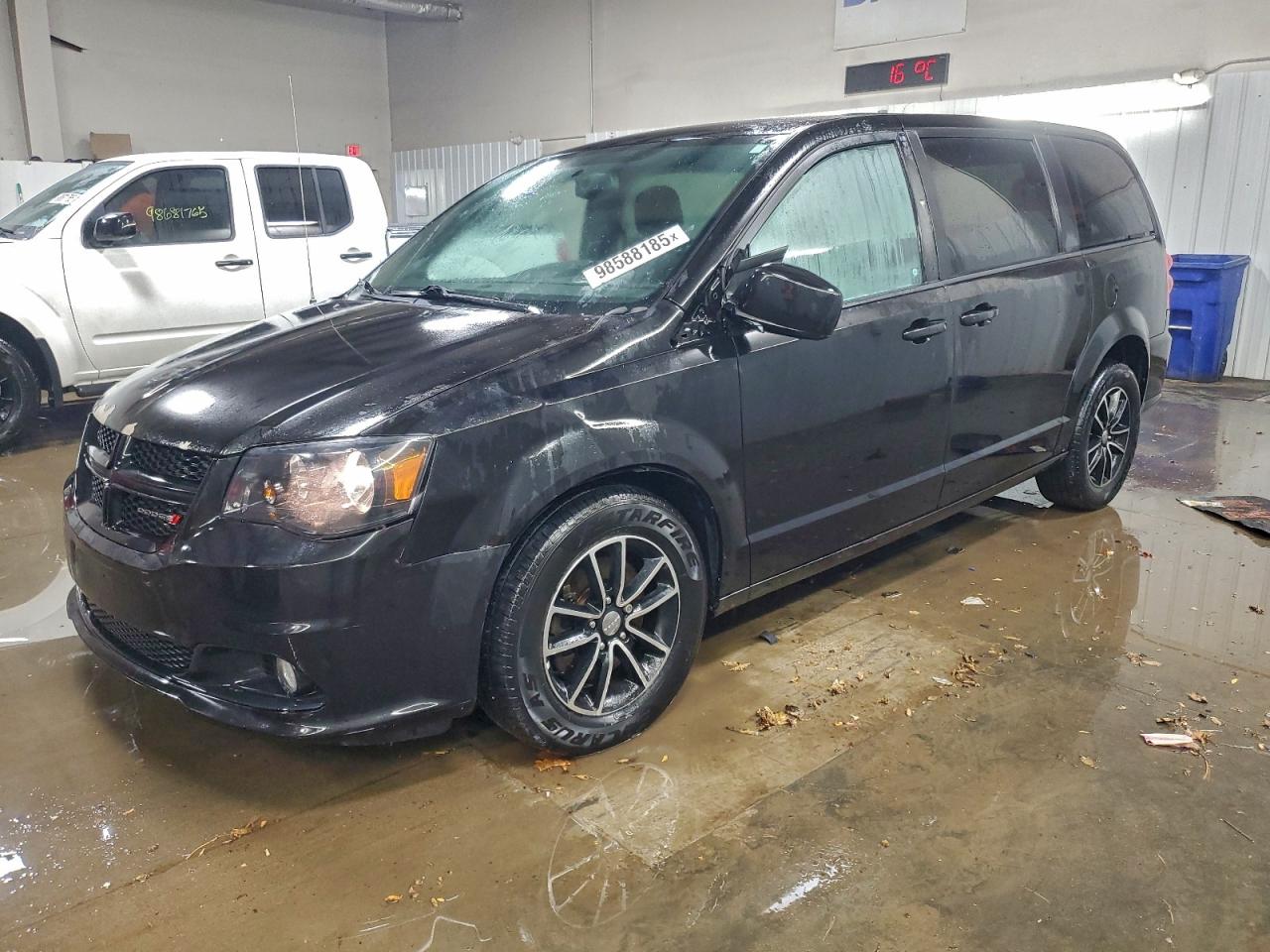 Dodge Caravan Se Image 1