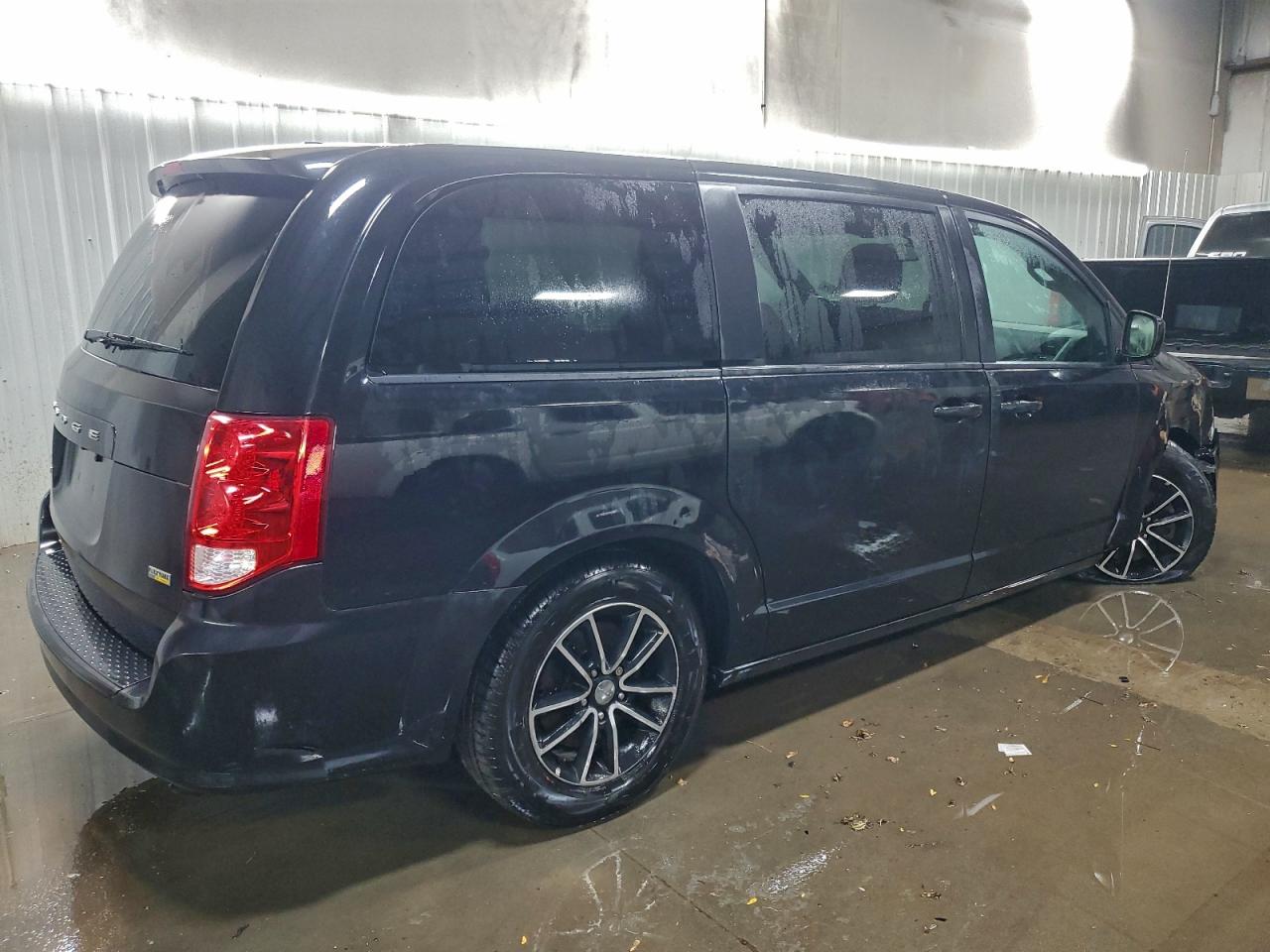 Dodge Caravan Se Image 13