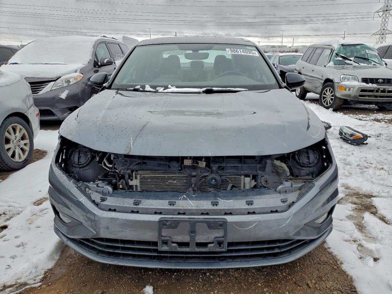 Volkswagen Jetta S Image 10