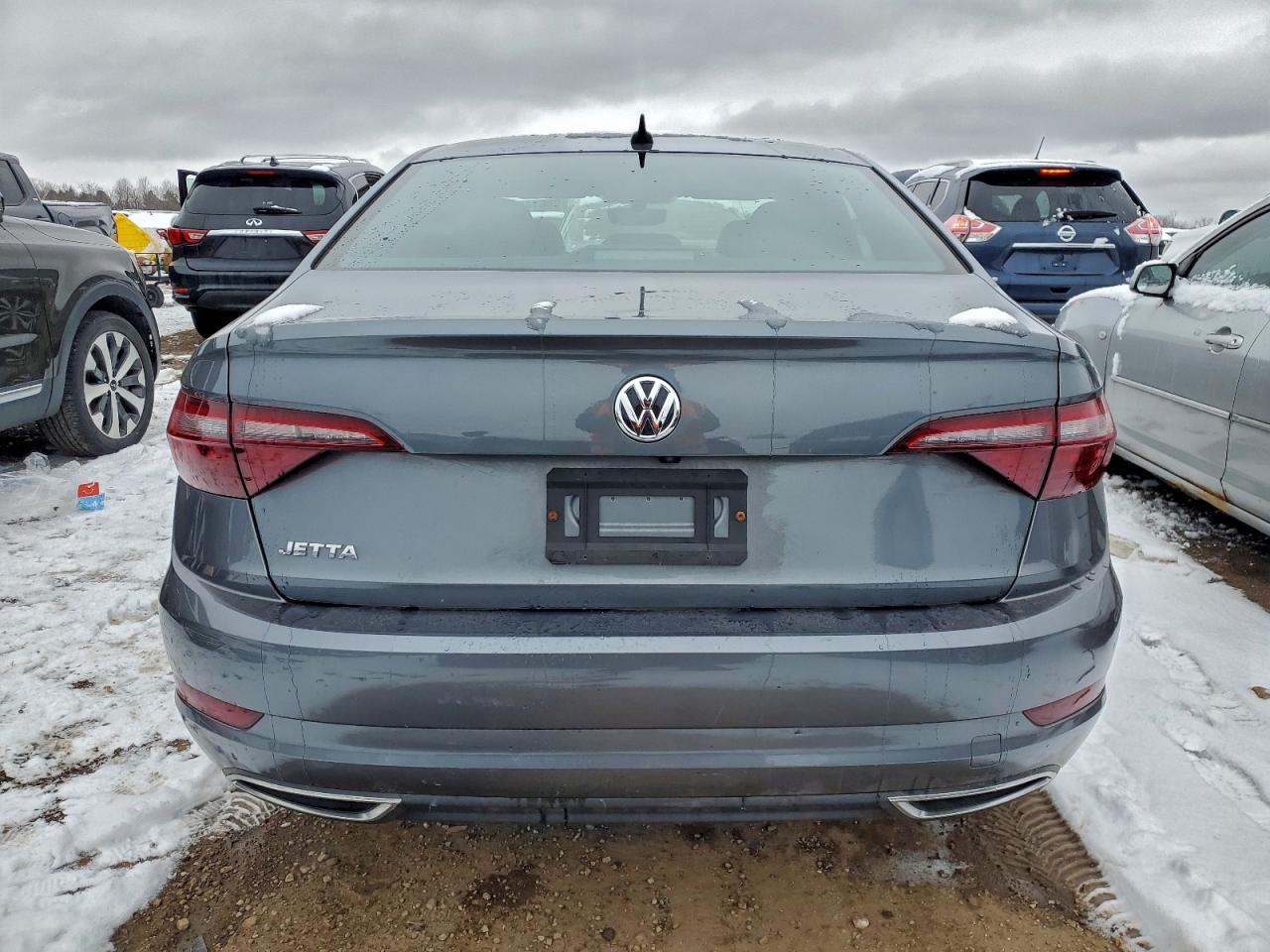 Volkswagen Jetta S Image 6