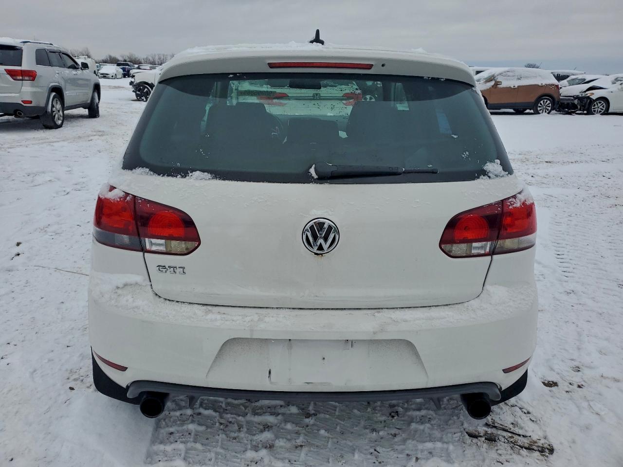 Volkswagen GTI Image 3