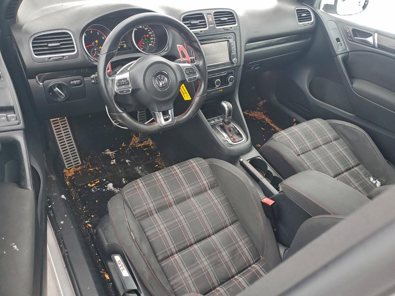 Volkswagen GTI Image 4