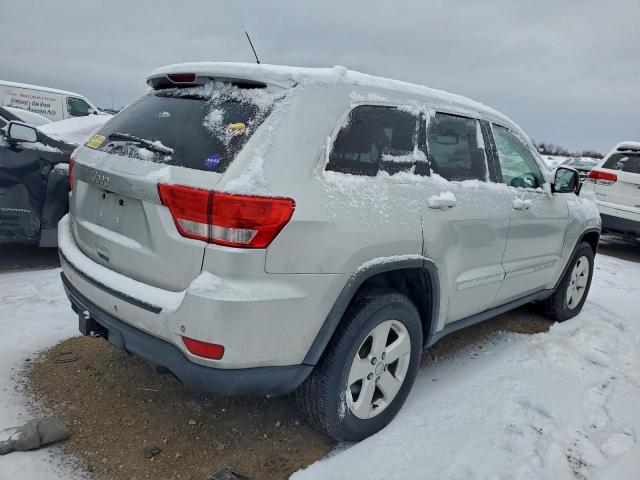 Jeep Grand Cherokee Laredo Image 2