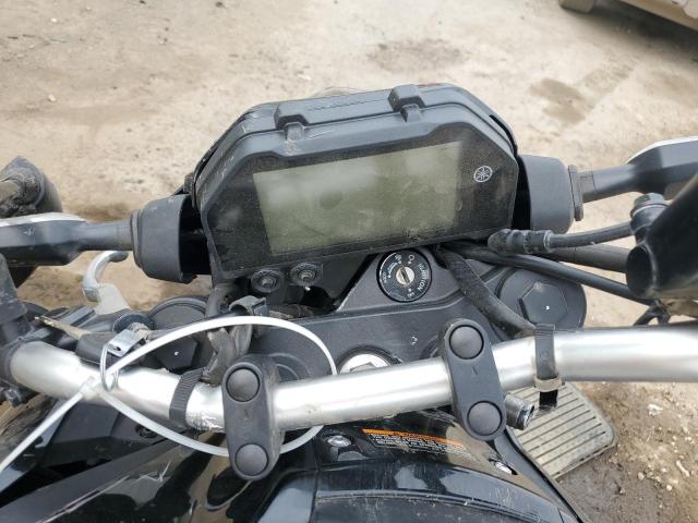 Yamaha Mt-03 Image 6