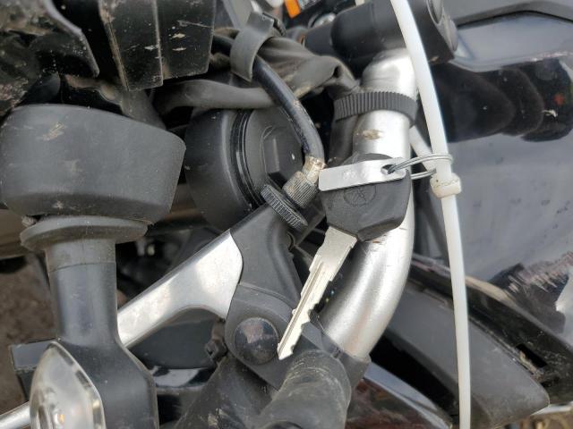 Yamaha Mt-03 Image 9