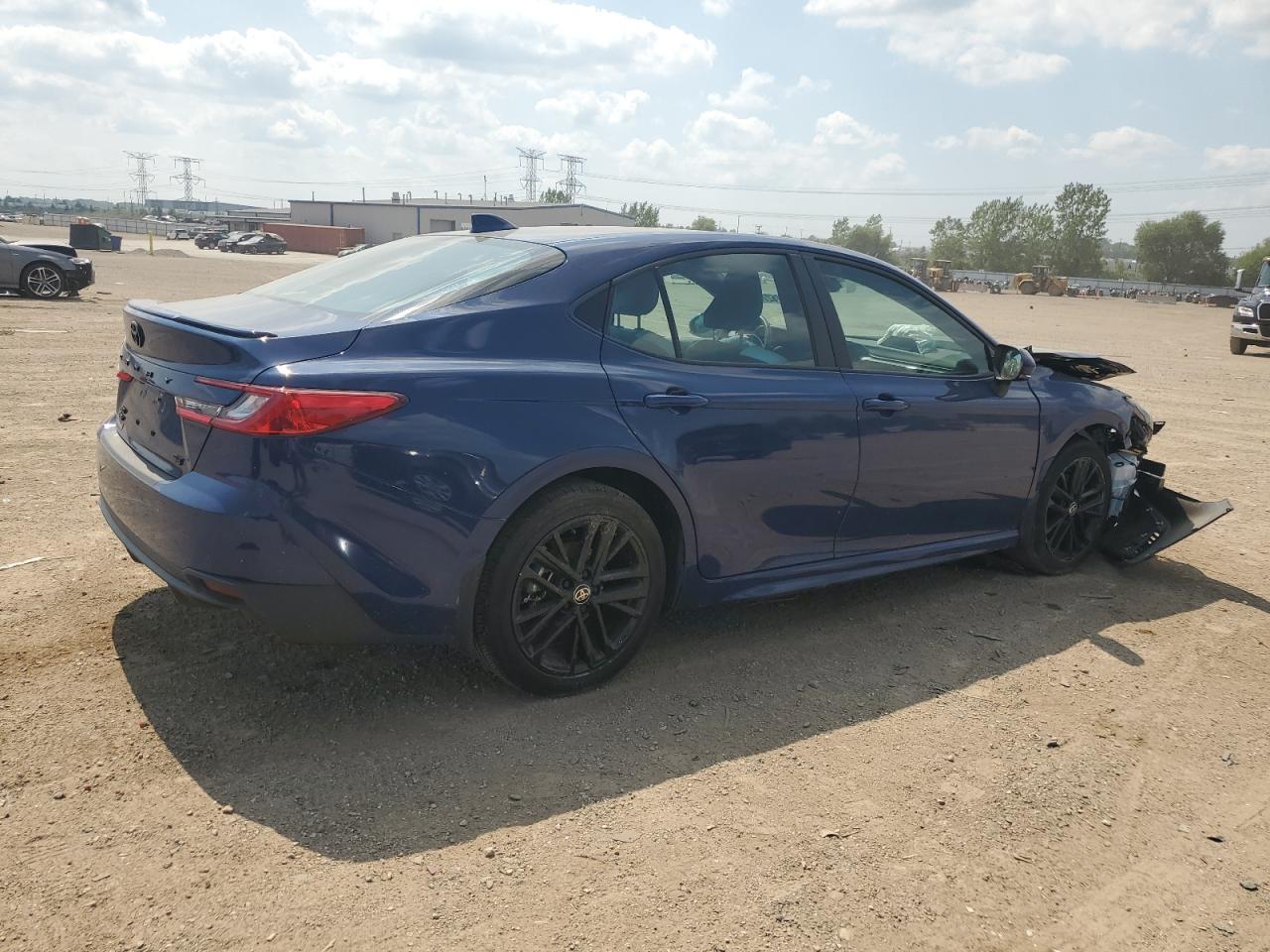 Toyota Camry Xse Image 4