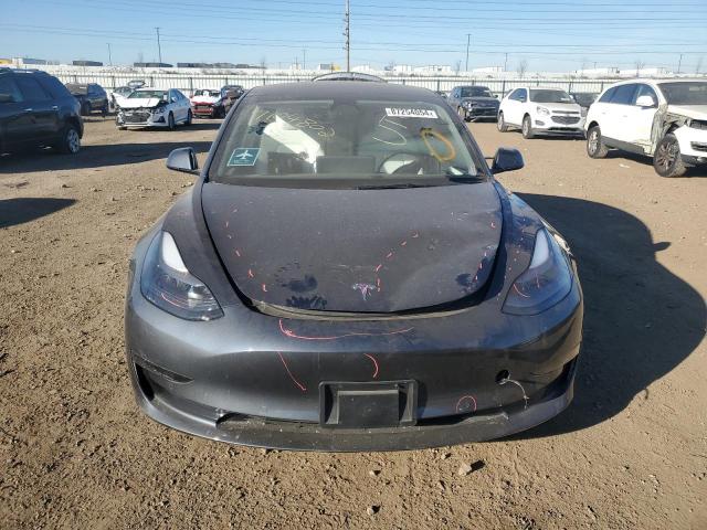 Tesla Model 3 Image 9