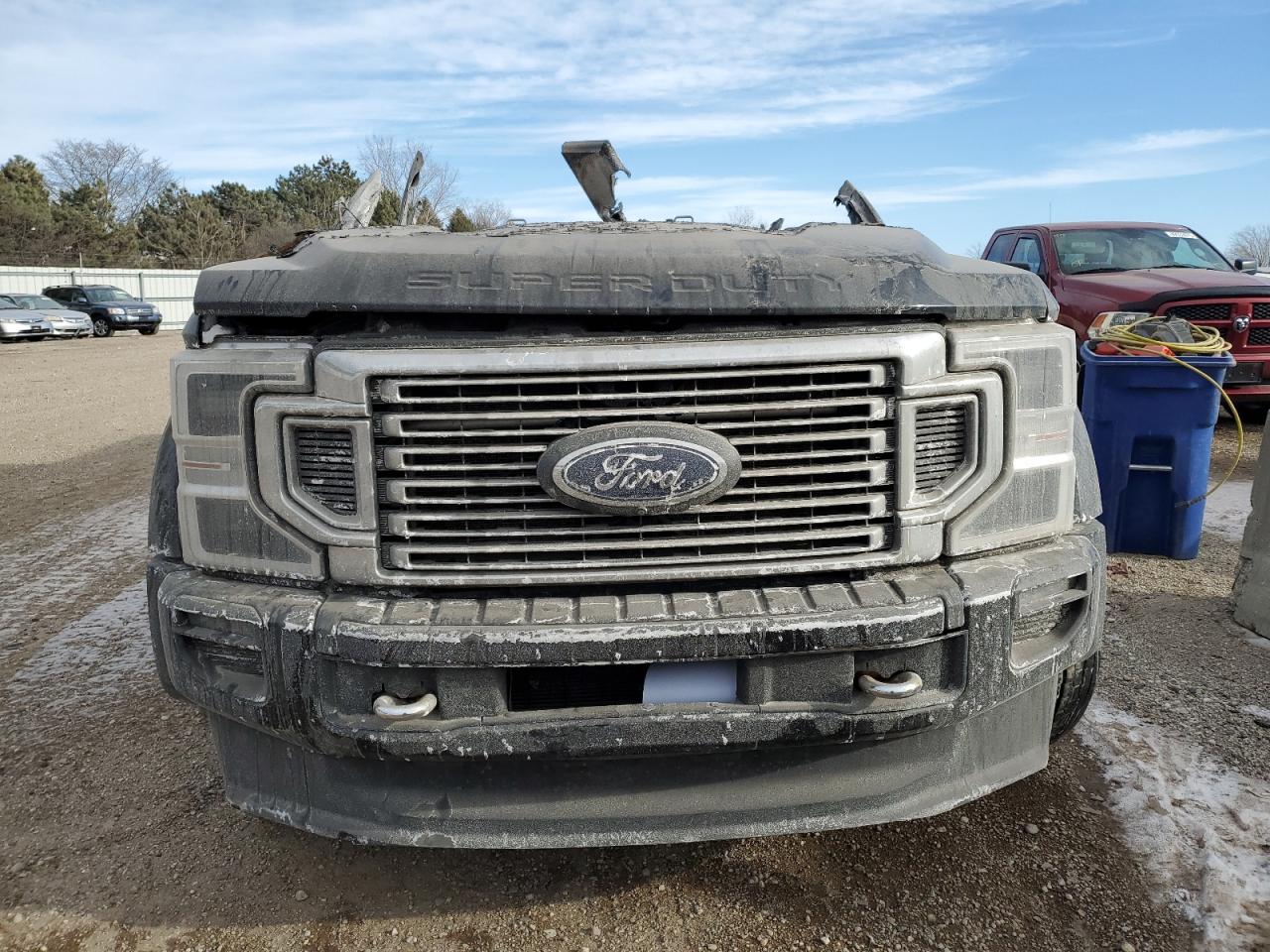 Ford F-450 Super Duty Image 2