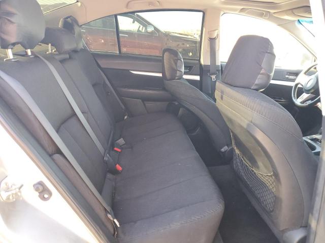 Subaru Legacy 2.5i Premium Image 12