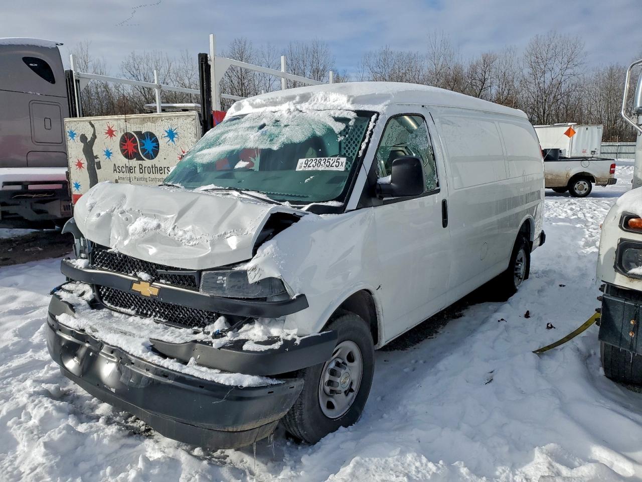 Chevrolet Express Image 1