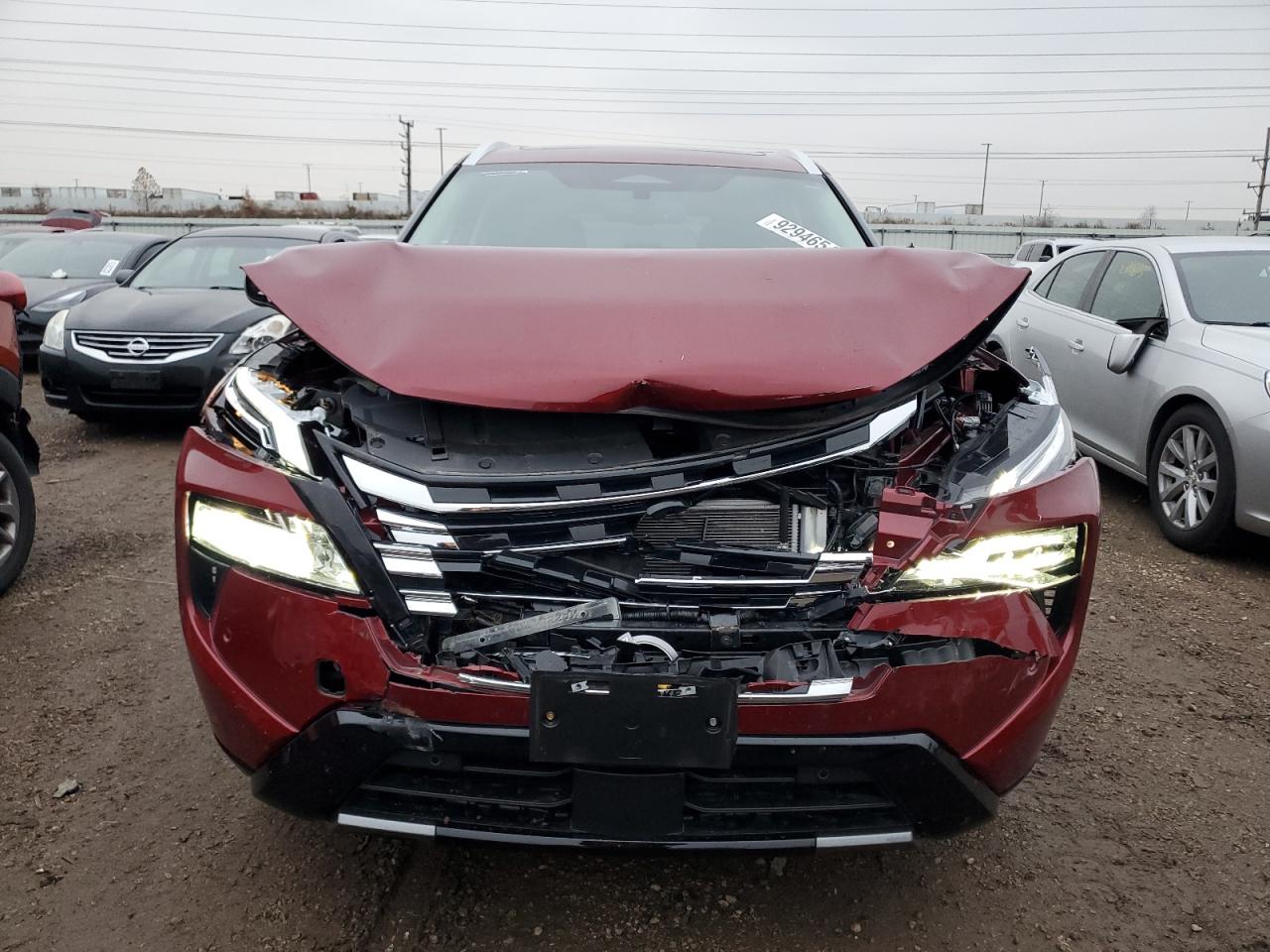 Nissan Rogue Platinum Image 6