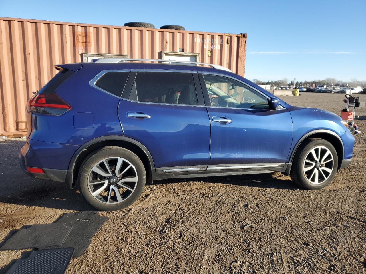Nissan Rogue S Image 3