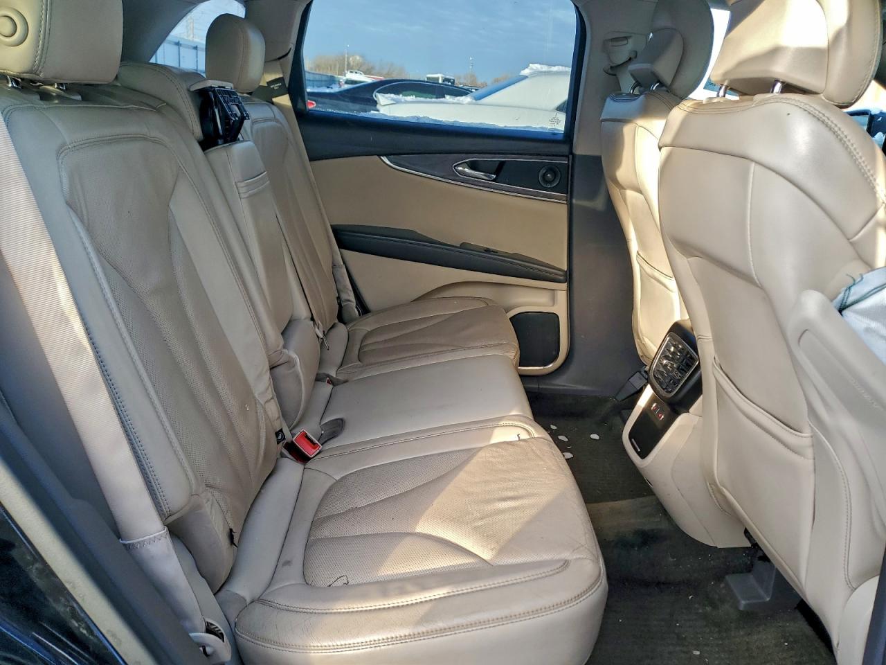 Lincoln MKX Reserve Image 5