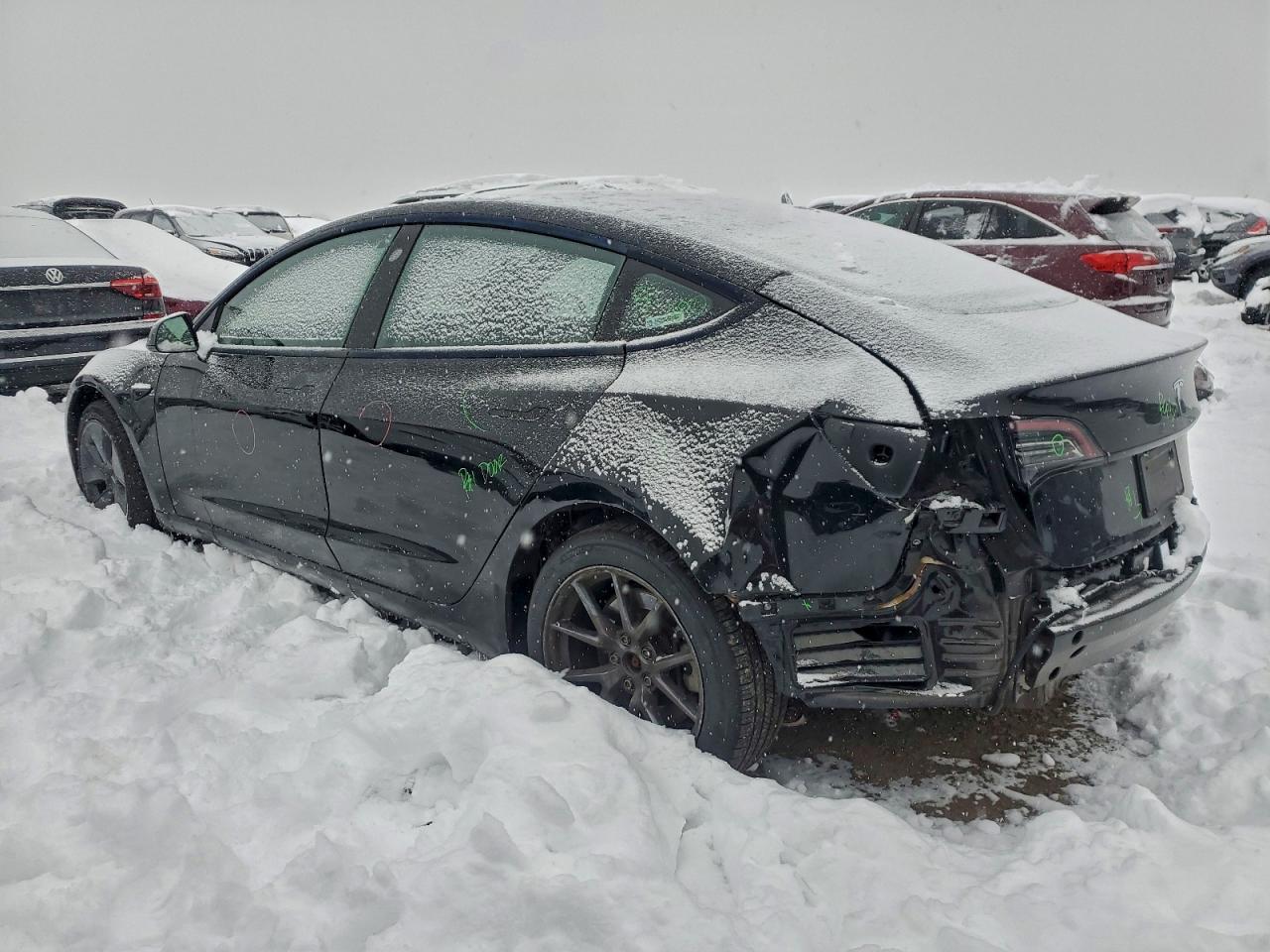 Tesla Model 3 Image 10