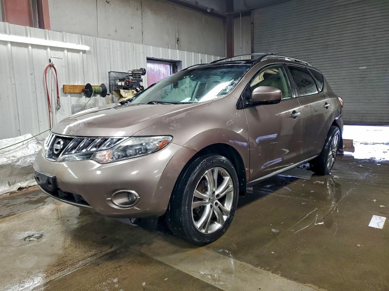 Nissan Murano S Image 1