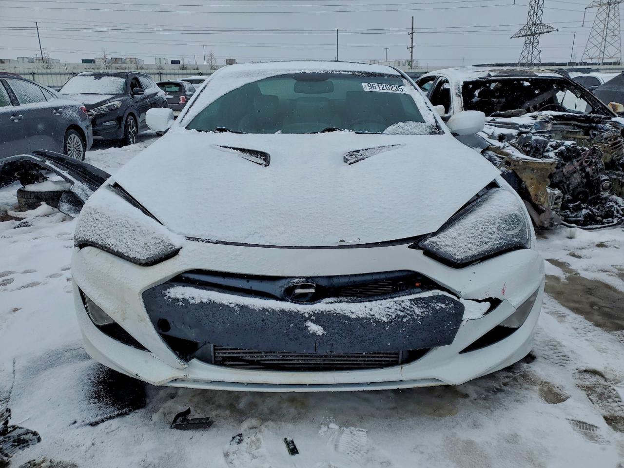 Hyundai Genesis 2.0t Image 2