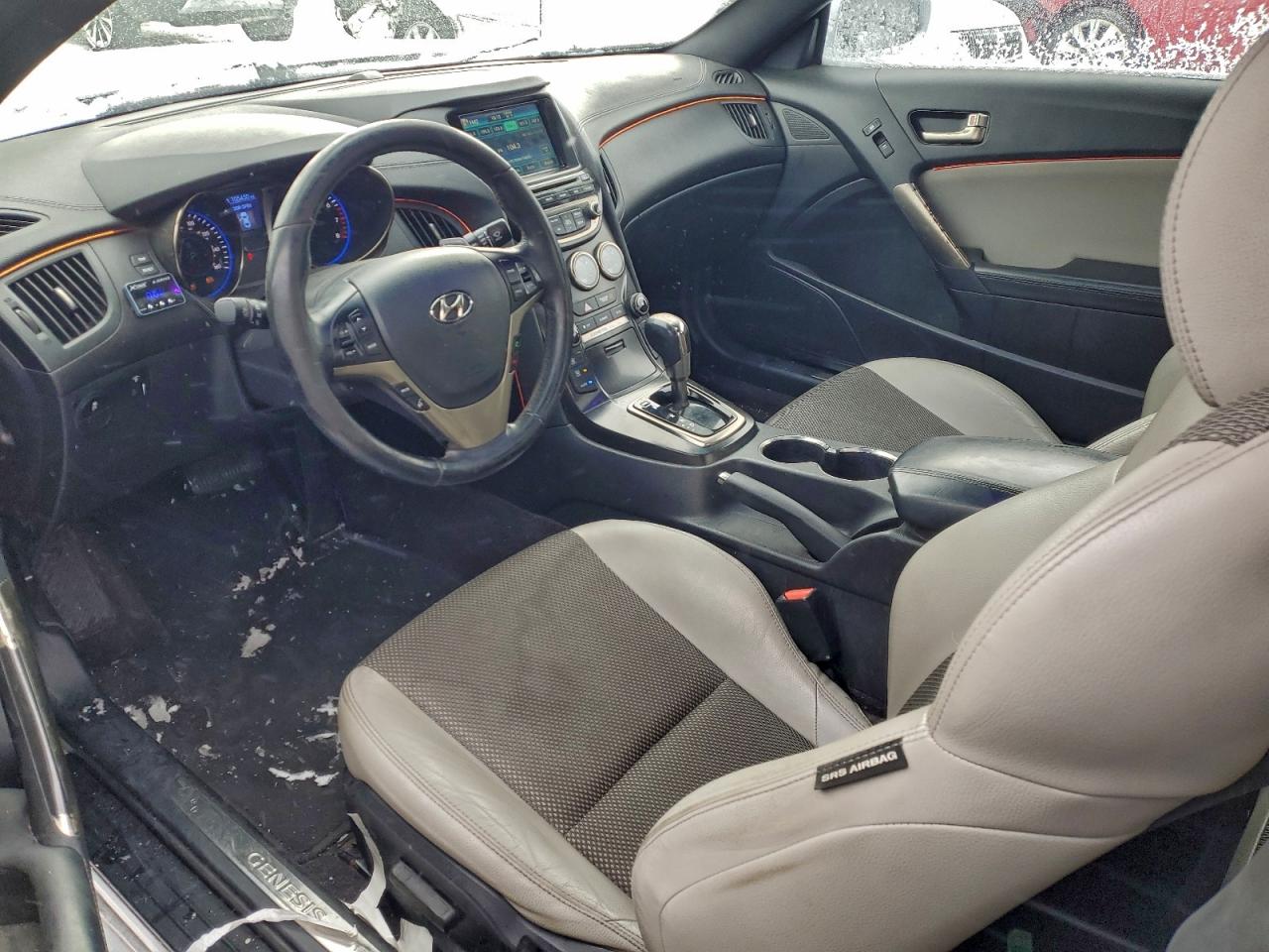 Hyundai Genesis 2.0t Image 6