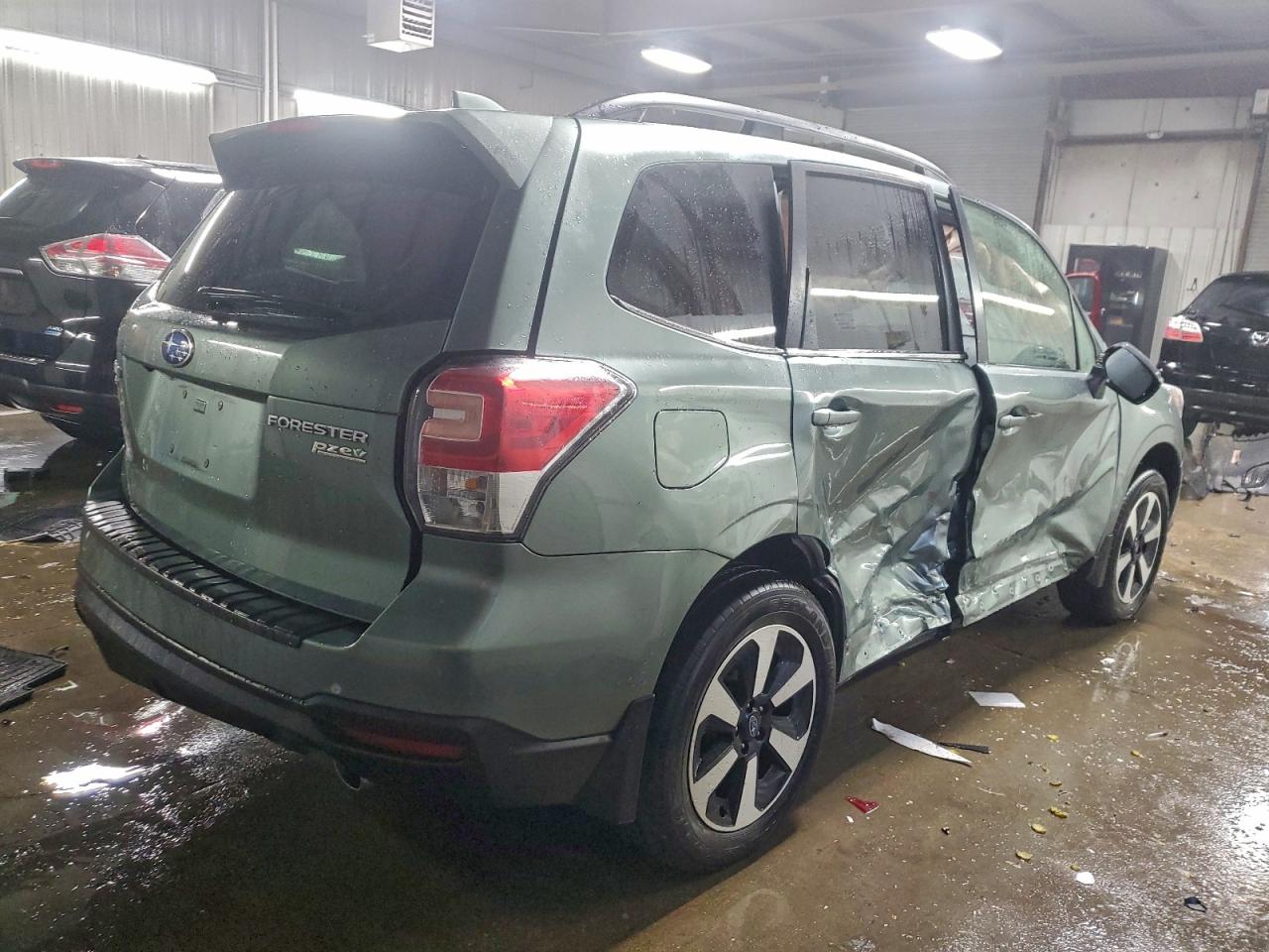 Subaru Forester 2.5i Limited Image 11