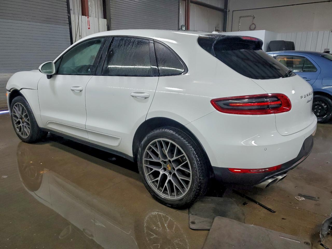 Porsche Macan S Image 2