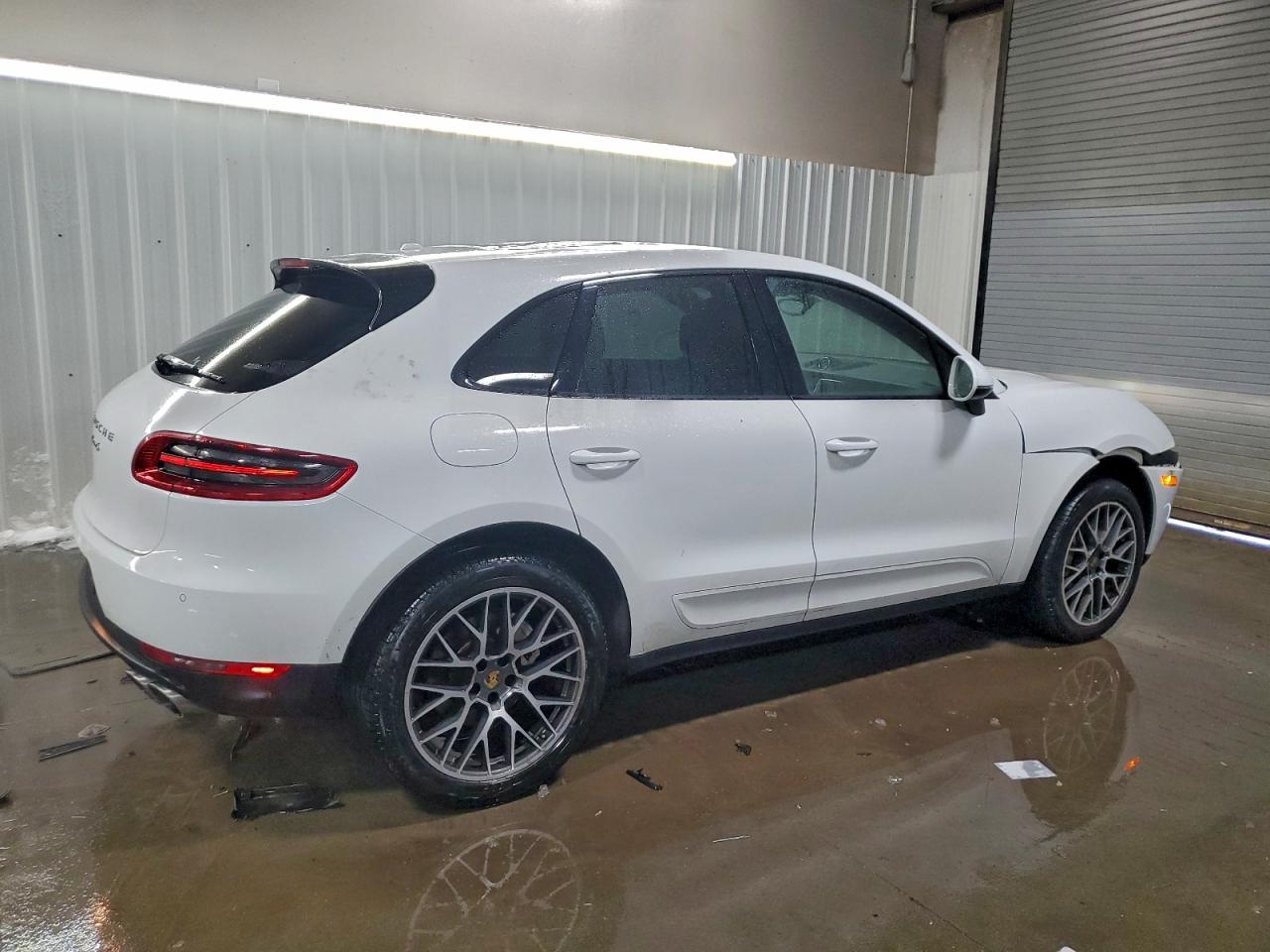 Porsche Macan S Image 3
