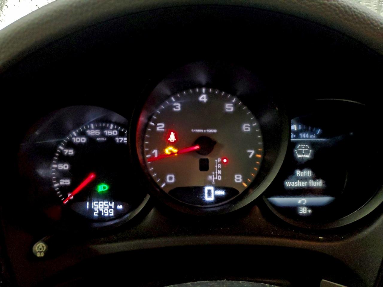 Porsche Macan S Image 11