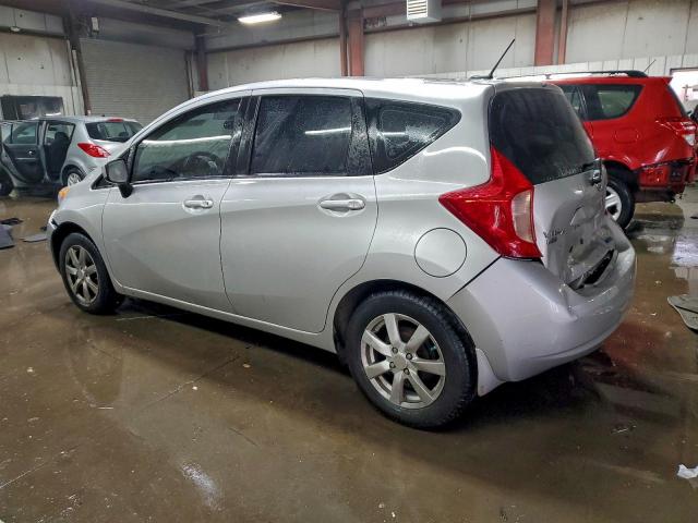 Nissan Versa S Image 2
