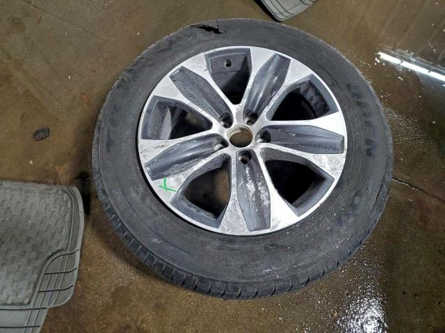 Nissan Versa S Image 13