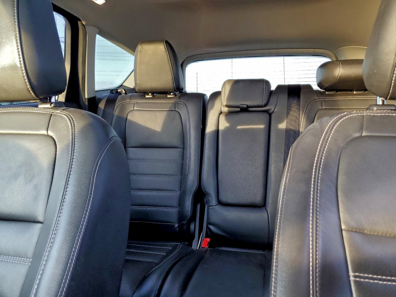 Ford Escape Titanium Image 7